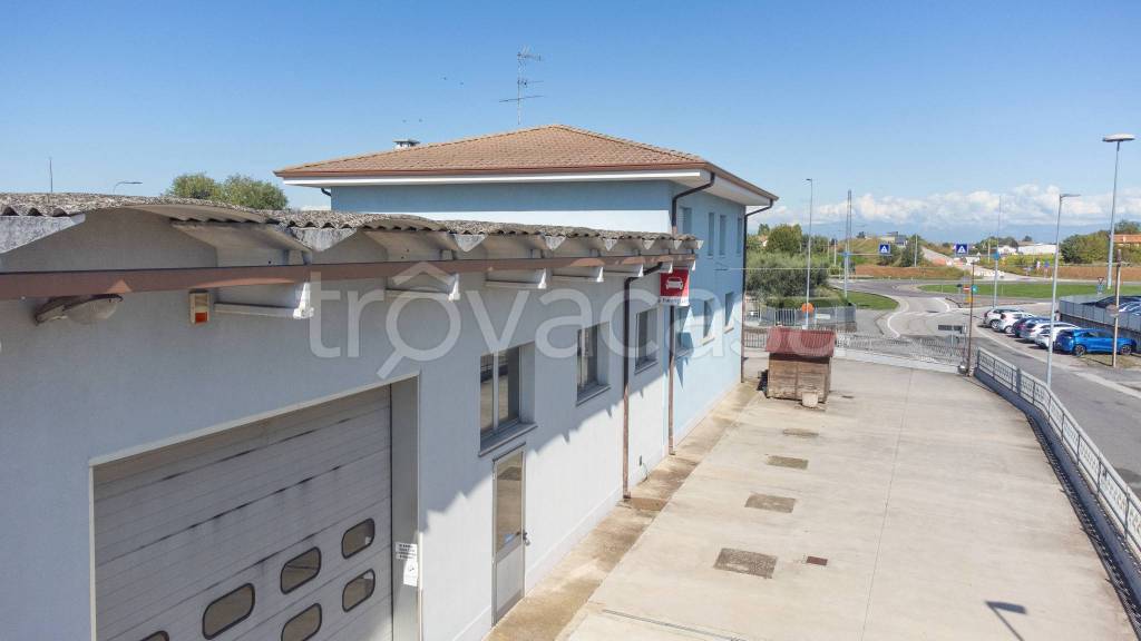 casa indipendente in vendita a Sorgà in zona Bonferraro