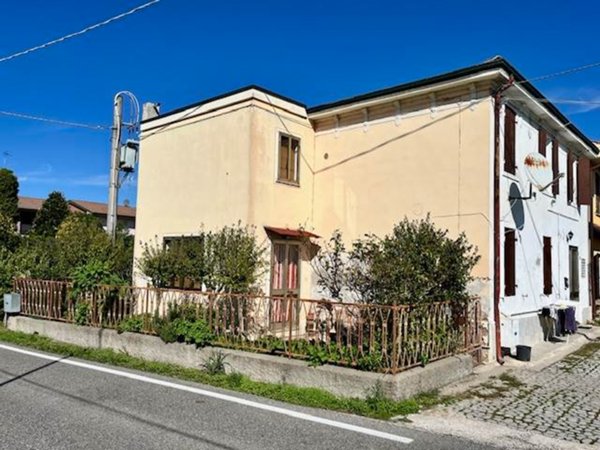 casa indipendente in vendita a Sorgà in zona Bonferraro