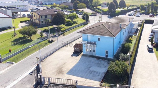 casa indipendente in vendita a Sorgà in zona Bonferraro