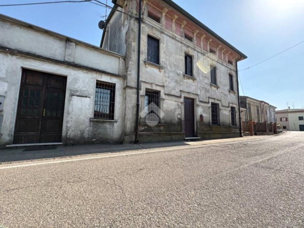 appartamento in vendita a Sorgà