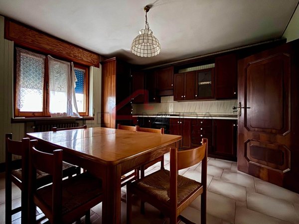 casa indipendente in vendita a Sorgà in zona Bonferraro