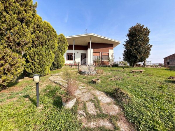 casa indipendente in vendita a Terrazzo