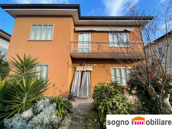 casa indipendente in vendita a Terrazzo