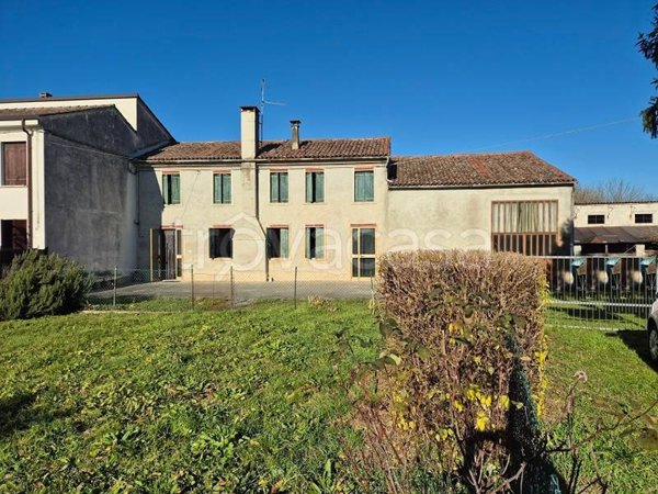 casa indipendente in vendita a Terrazzo