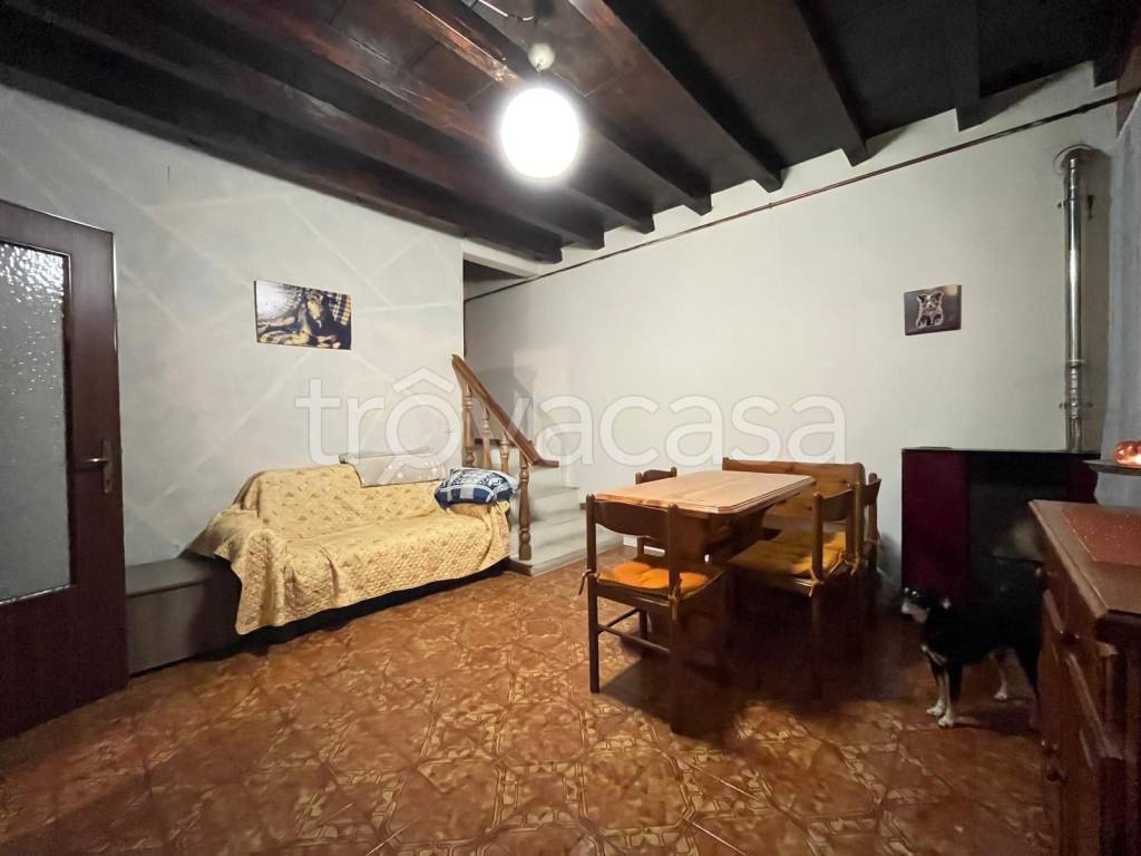 casa indipendente in vendita a Terrazzo