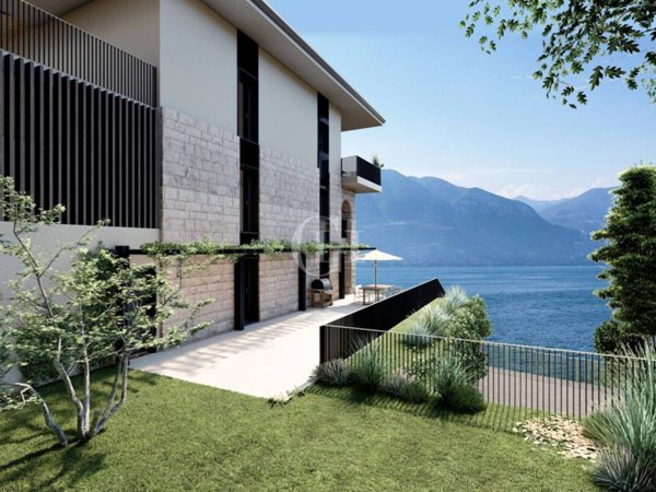 appartamento in vendita a Torri del Benaco in zona Pai