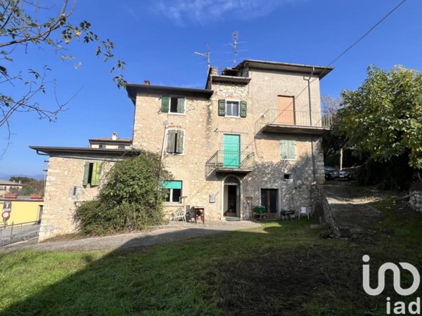 appartamento in vendita a Torri del Benaco in zona Albisano
