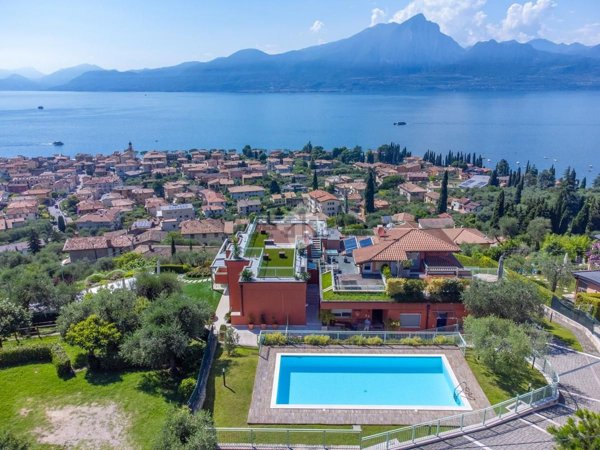 appartamento in vendita a Torri del Benaco