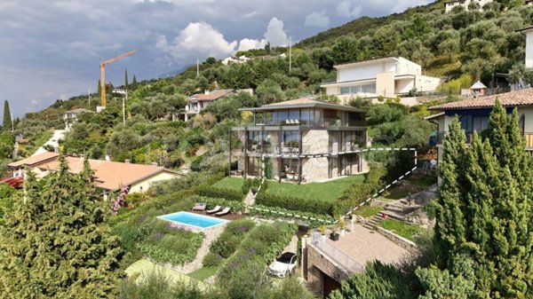 appartamento in vendita a Torri del Benaco