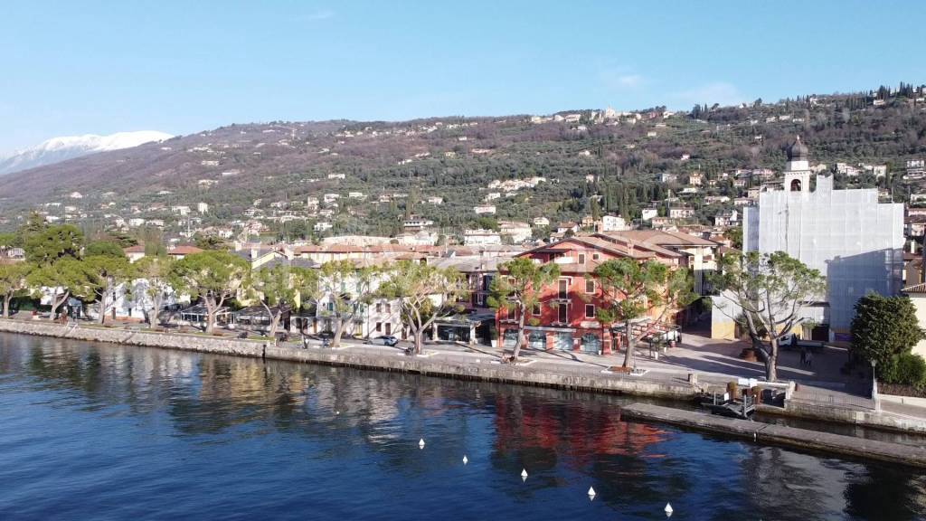 appartamento in vendita a Torri del Benaco