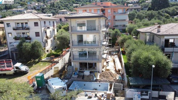 appartamento in vendita a Torri del Benaco