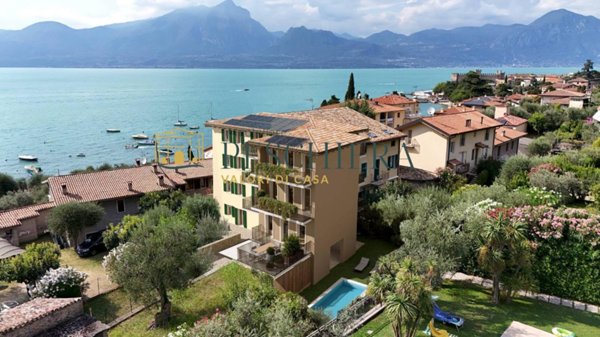 appartamento in vendita a Torri del Benaco