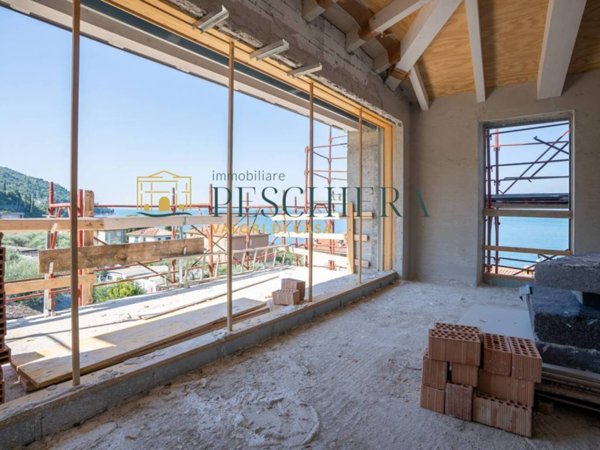 appartamento in vendita a Torri del Benaco