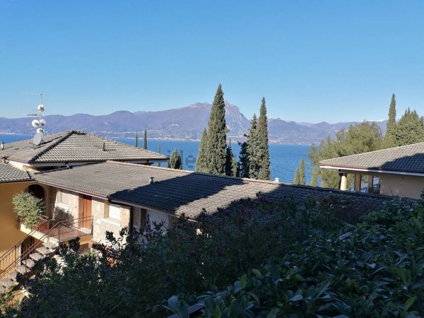 appartamento in vendita a Torri del Benaco