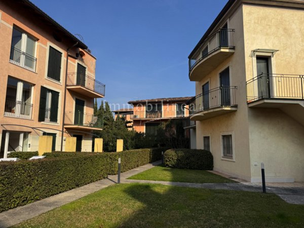 appartamento in vendita a Torri del Benaco