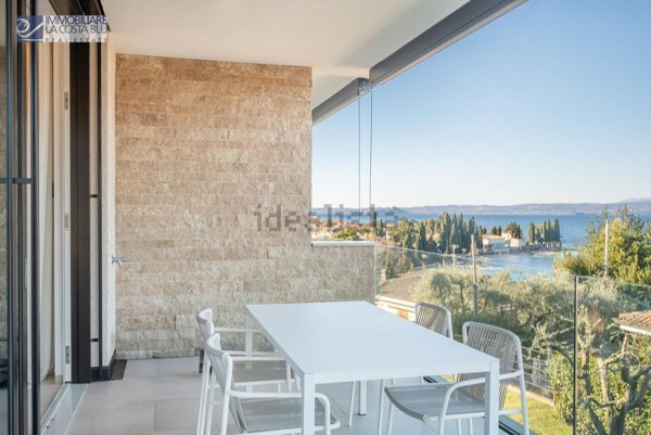 appartamento in vendita a Torri del Benaco