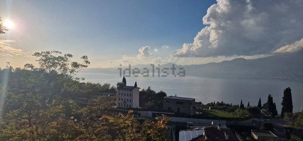 appartamento in vendita a Torri del Benaco in zona Albisano