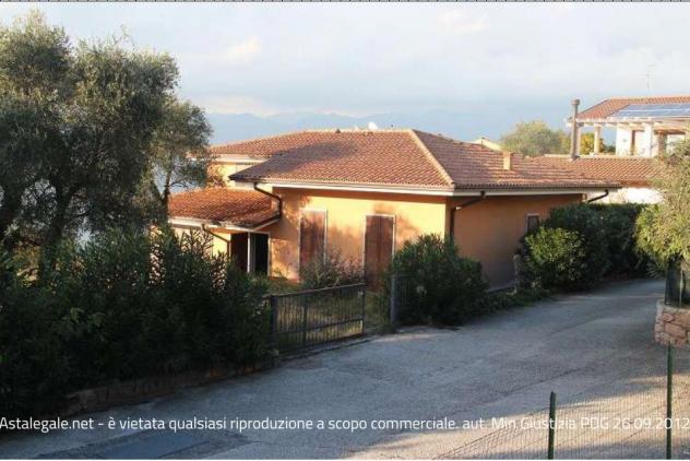 casa indipendente in vendita a Torri del Benaco in zona Albisano