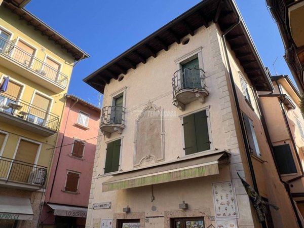 appartamento in vendita a Torri del Benaco