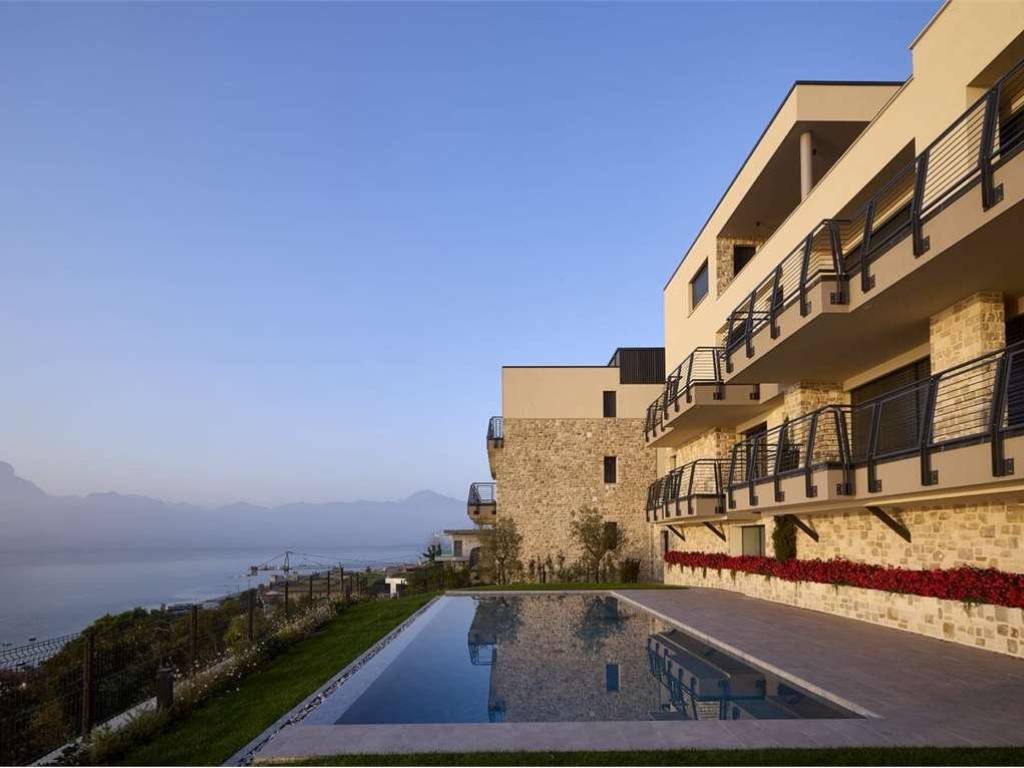 appartamento in vendita a Torri del Benaco