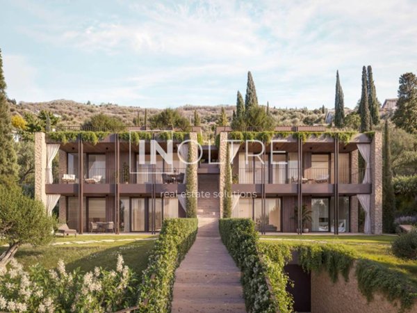 appartamento in vendita a Torri del Benaco