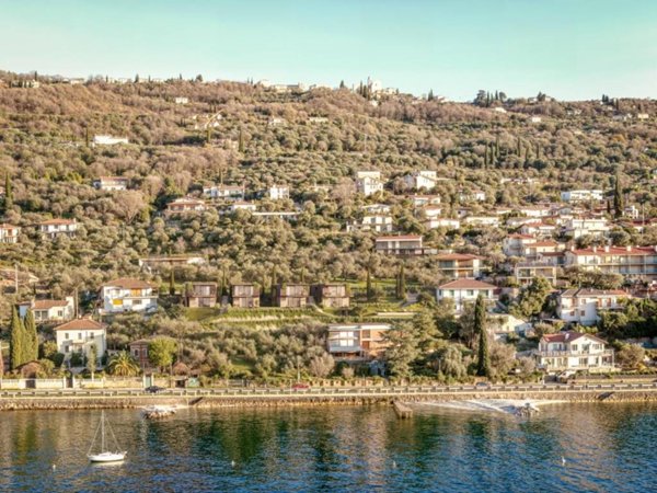 appartamento in vendita a Torri del Benaco
