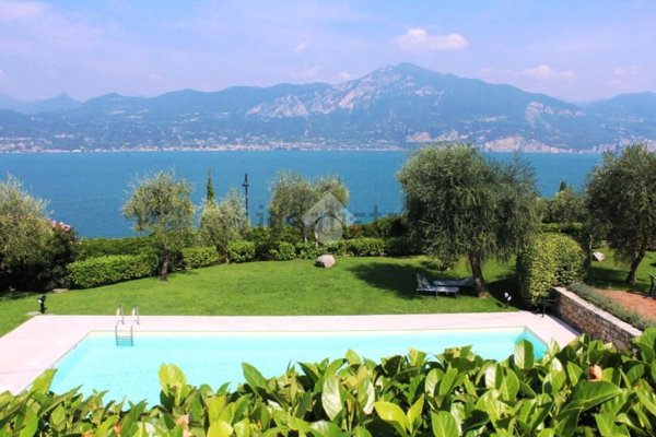 appartamento in vendita a Torri del Benaco in zona Pai