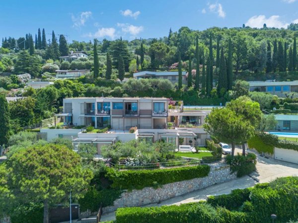 appartamento in vendita a Torri del Benaco