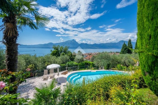 appartamento in vendita a Torri del Benaco in zona Albisano