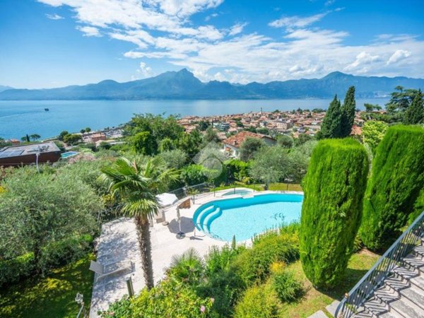 appartamento in vendita a Torri del Benaco