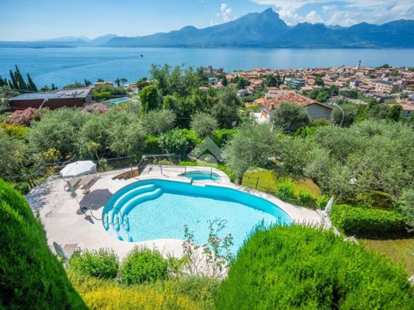 appartamento in vendita a Torri del Benaco