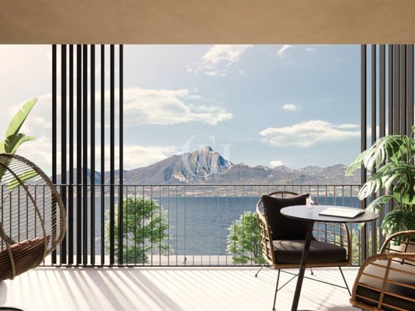 appartamento in vendita a Torri del Benaco