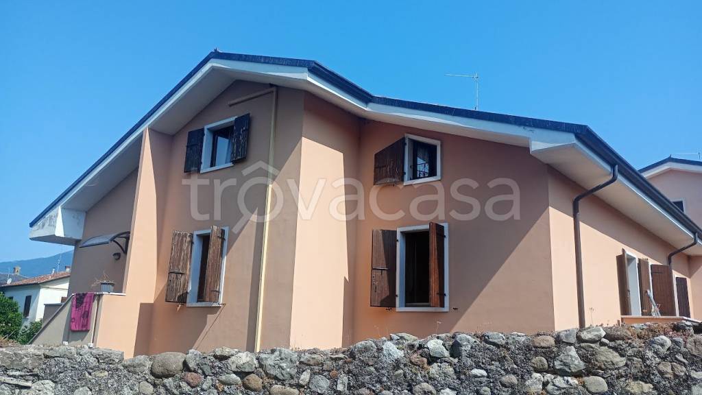 appartamento in vendita a Torri del Benaco