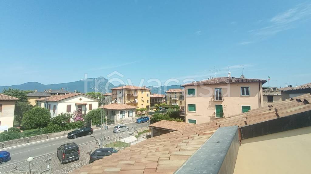 appartamento in vendita a Torri del Benaco