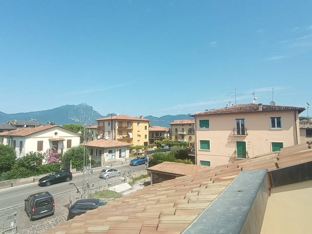 appartamento in vendita a Torri del Benaco