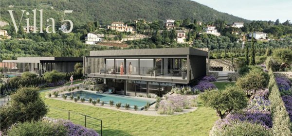 casa indipendente in vendita a Torri del Benaco