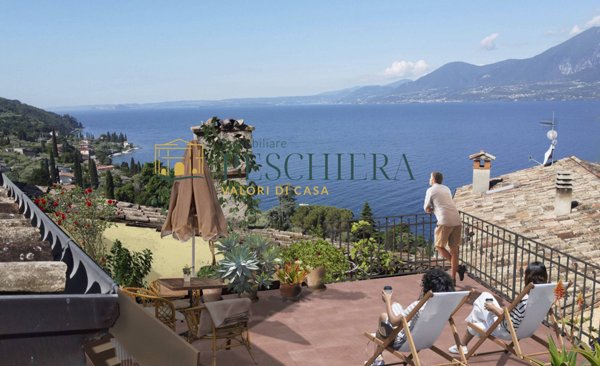 appartamento in vendita a Torri del Benaco in zona Pai