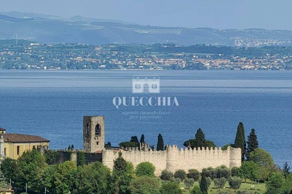 terreno agricolo in vendita a Torri del Benaco in zona Pai