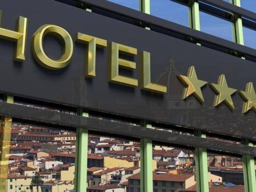 intera palazzina in vendita a Torri del Benaco
