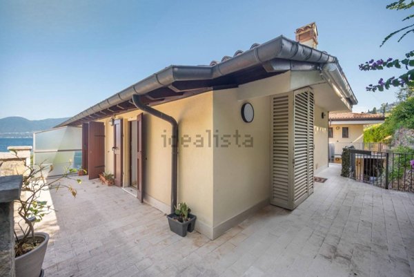 appartamento in vendita a Torri del Benaco
