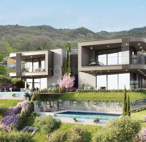 casa indipendente in vendita a Torri del Benaco