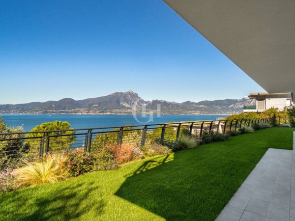 appartamento in vendita a Torri del Benaco