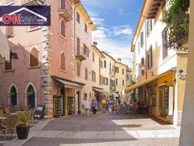 negozio in vendita a Torri del Benaco