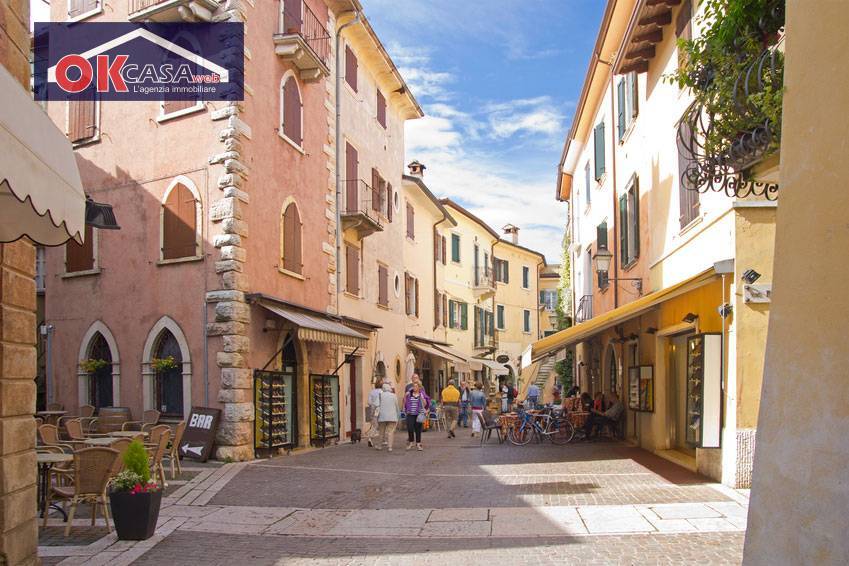 negozio in vendita a Torri del Benaco