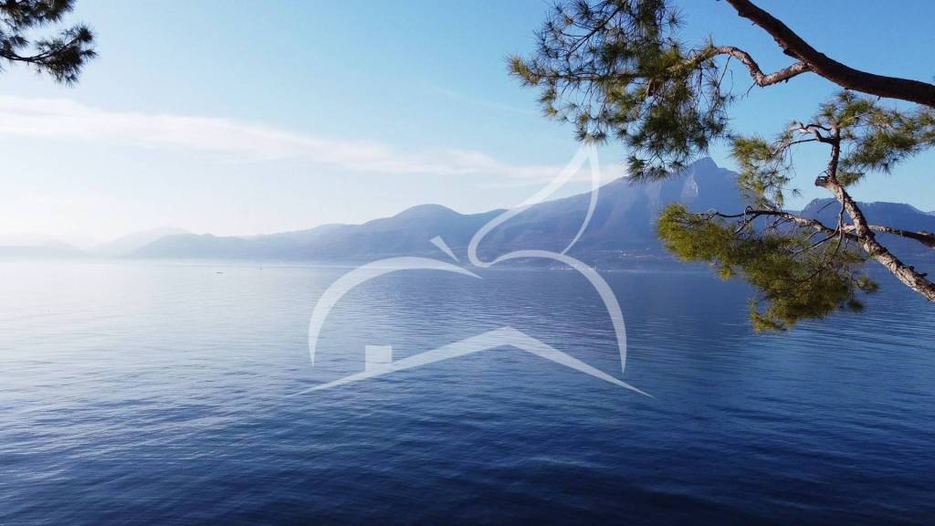 appartamento in vendita a Torri del Benaco