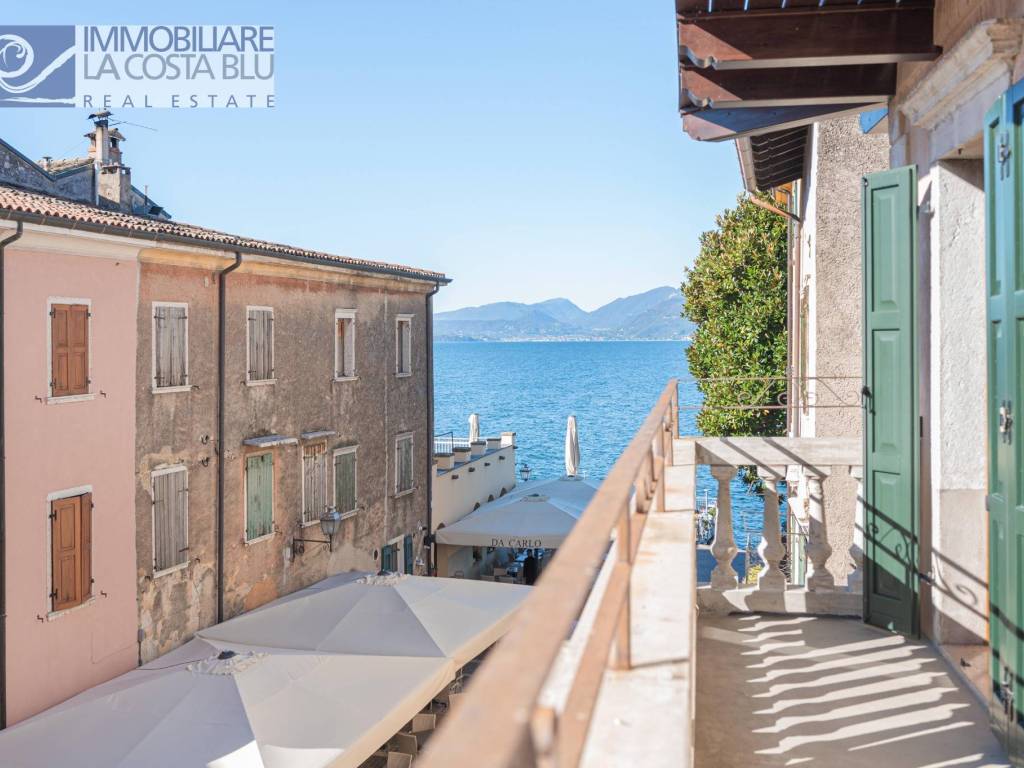 appartamento in vendita a Torri del Benaco