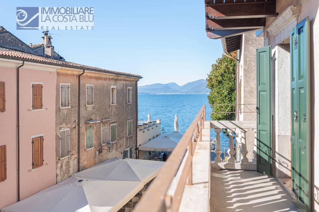 appartamento in vendita a Torri del Benaco
