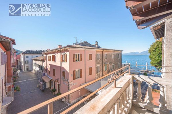 appartamento in vendita a Torri del Benaco