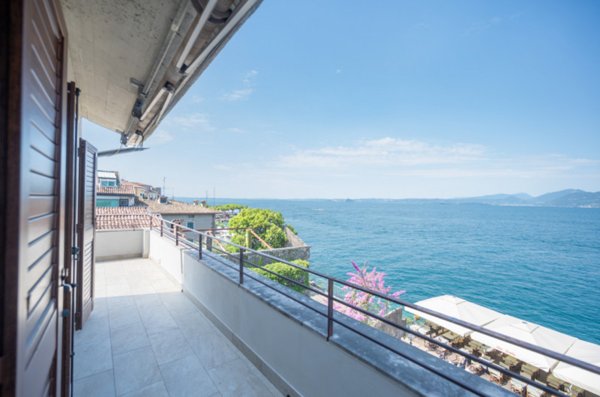 appartamento in vendita a Torri del Benaco