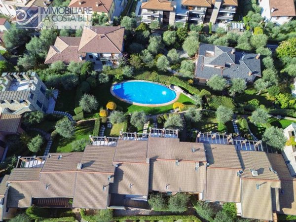appartamento in vendita a Torri del Benaco in zona Albisano